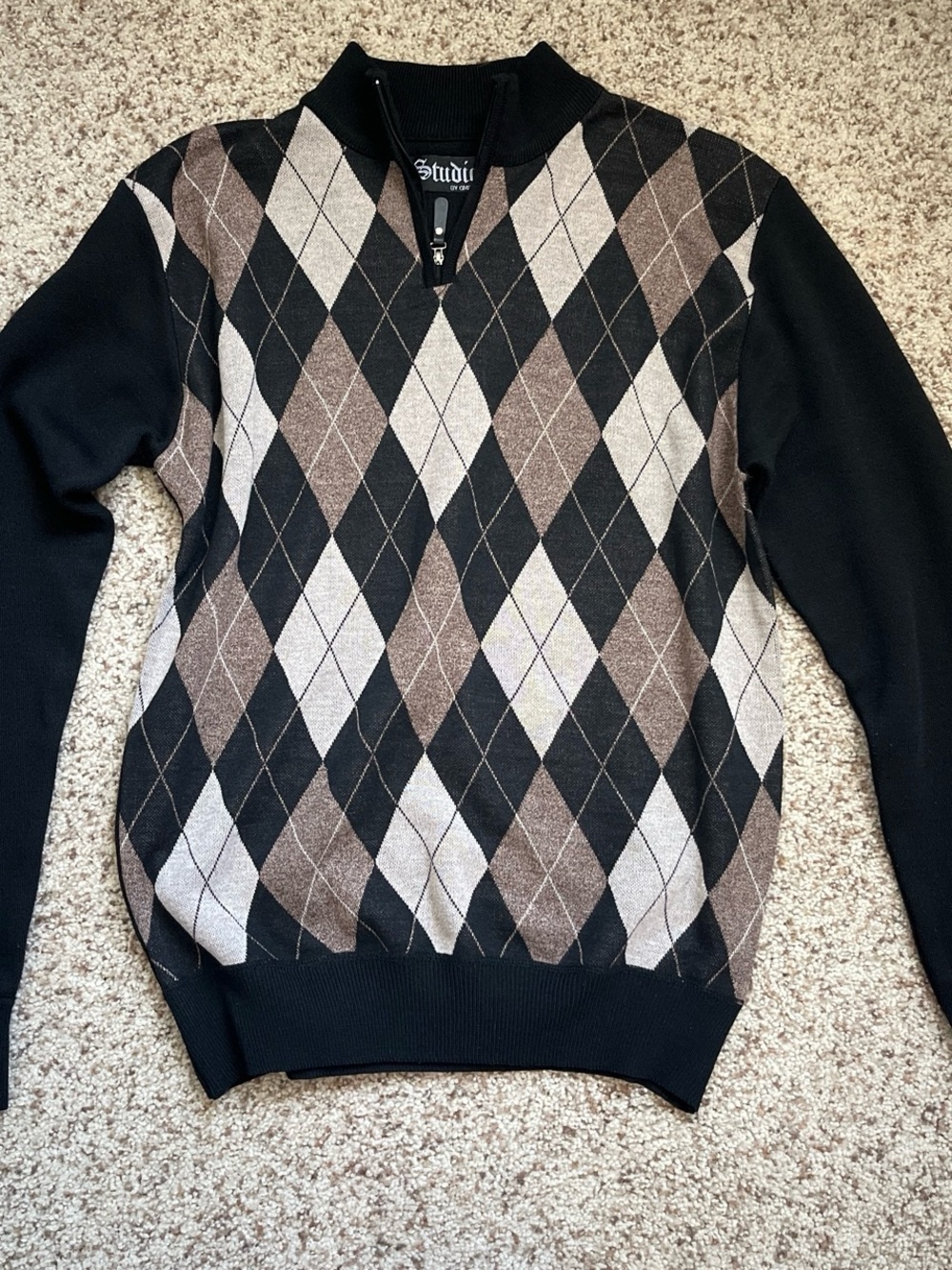 Studio Men’s Black, Brown & Cream Argyle Zip Sweater